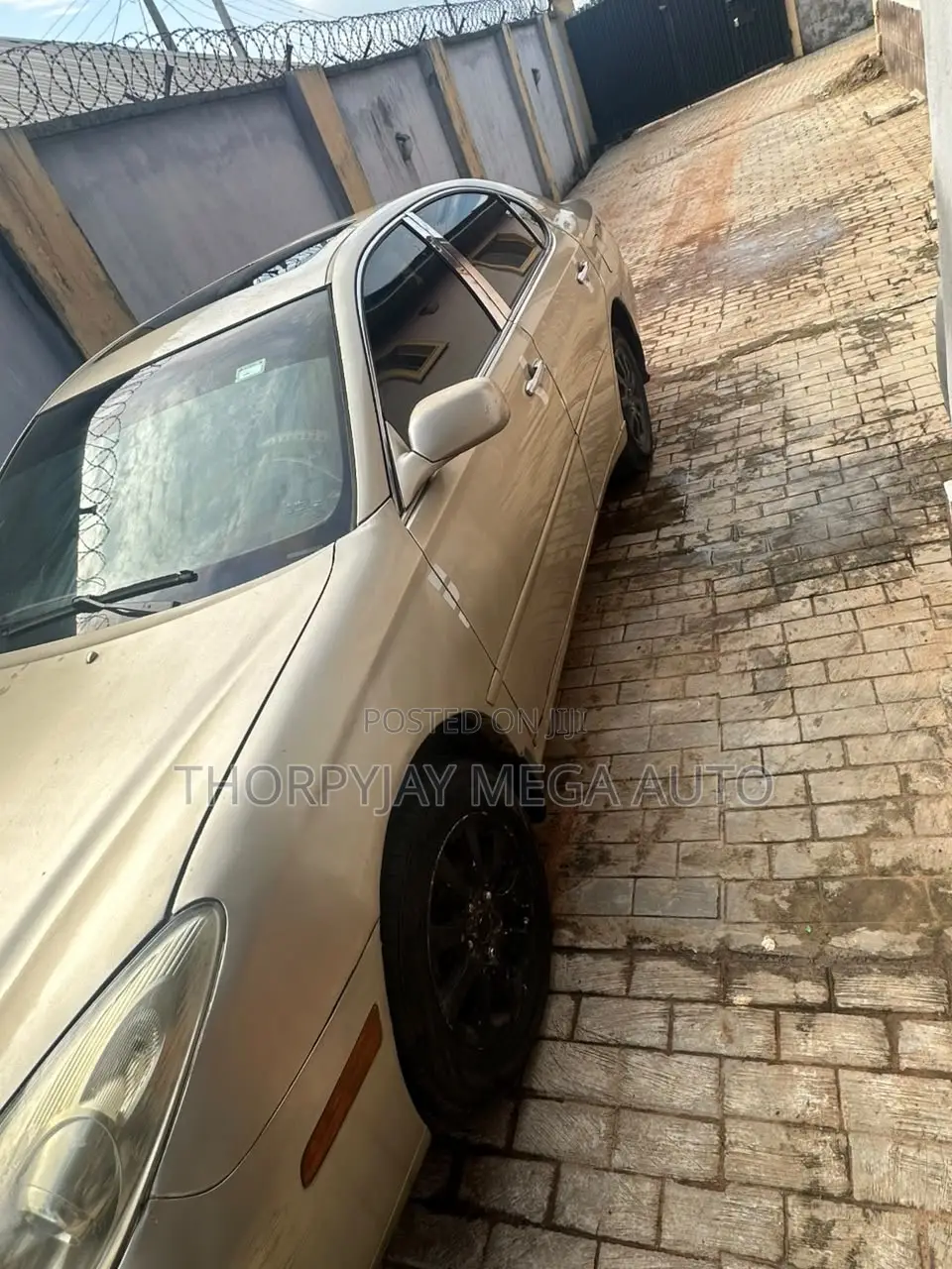 Lexus ES 300 2003 Gold