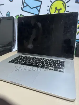 Laptop Apple MacBook Pro 2015 16GB Intel Core i7 SSD 1T