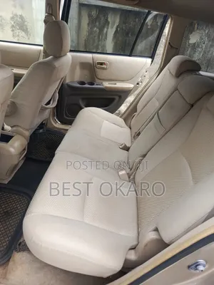 Toyota Highlander V6 2005 Gold