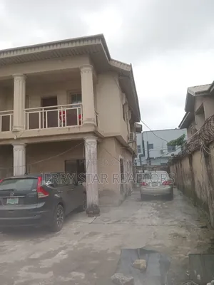 3bdrm Block of Flats in Royalpalmwill Estate, Ado / Ajah for sale