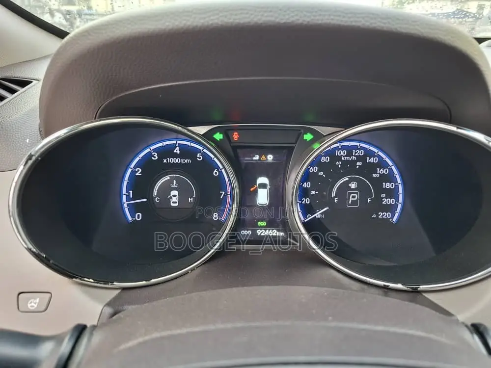 Hyundai Tucson 2014 Red