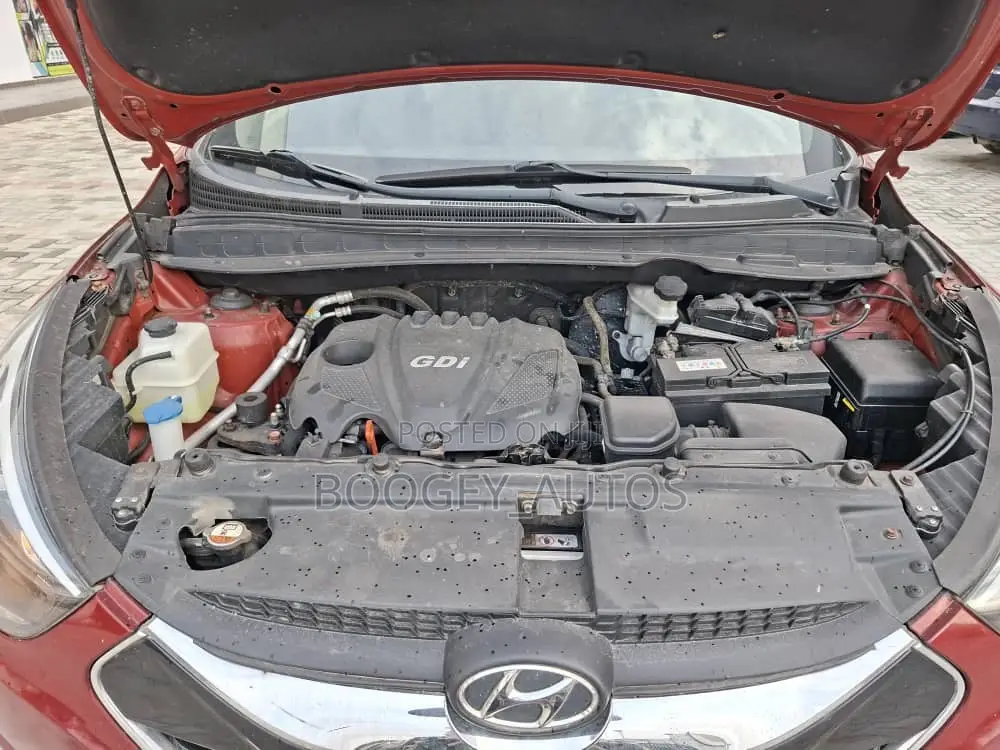 Hyundai Tucson 2014 Red