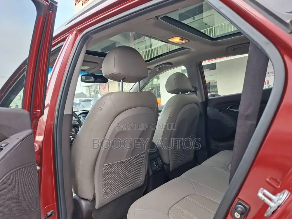 Hyundai Tucson 2014 Red