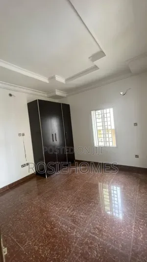 5bdrm Duplex in Western Estate, Lekki Phase 1 for rent