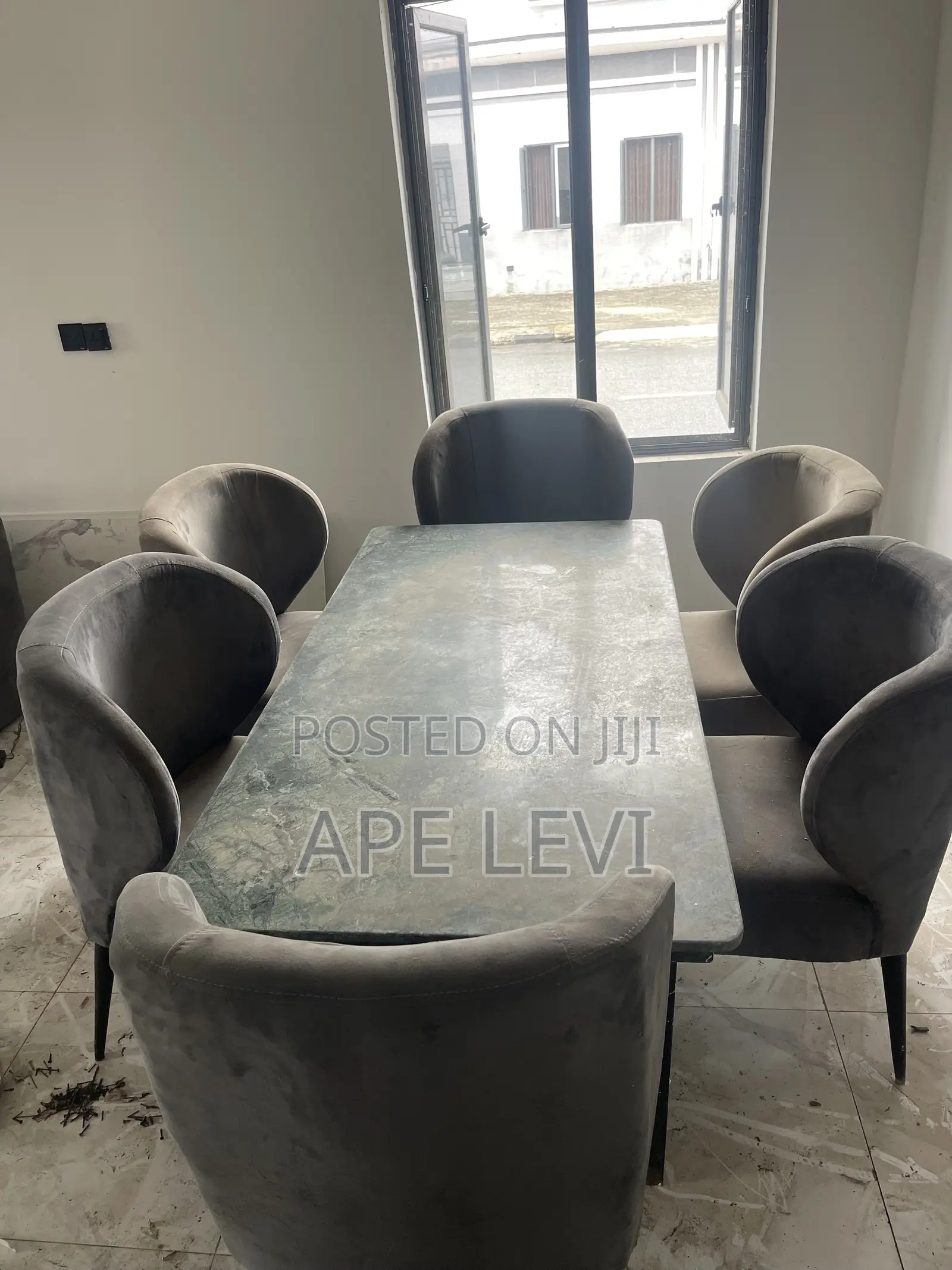 Furnitures