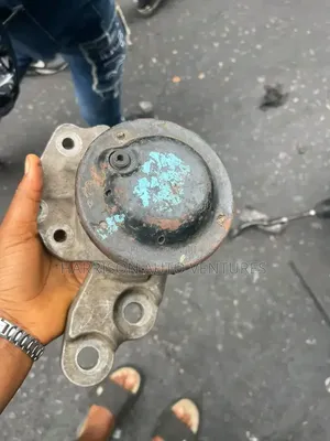 Ford Explorer Engine Seat