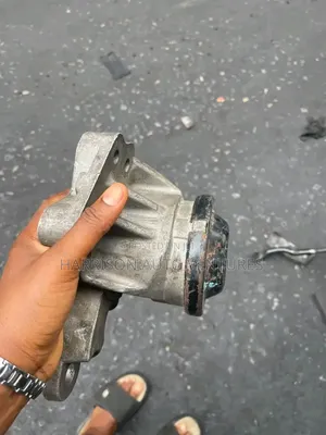 Ford Explorer Engine Seat
