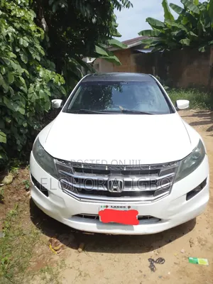 Honda Accord Crosstour 2010 White
