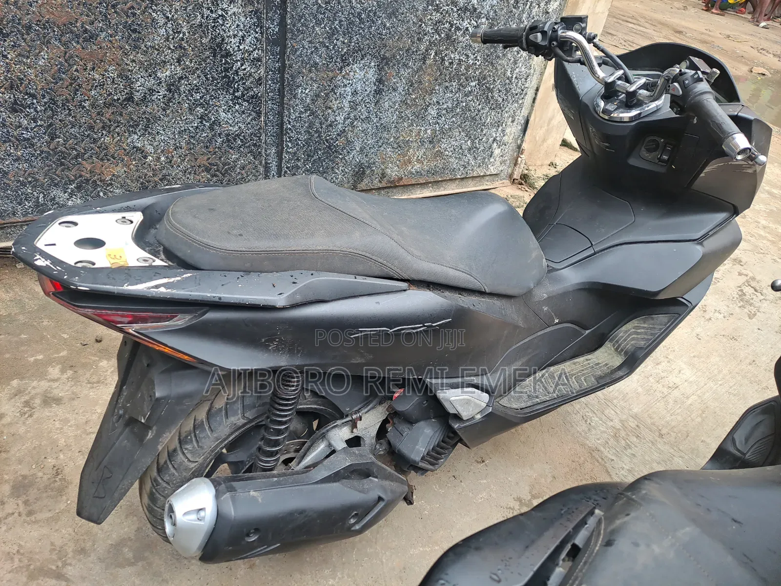 Honda 2022 Black