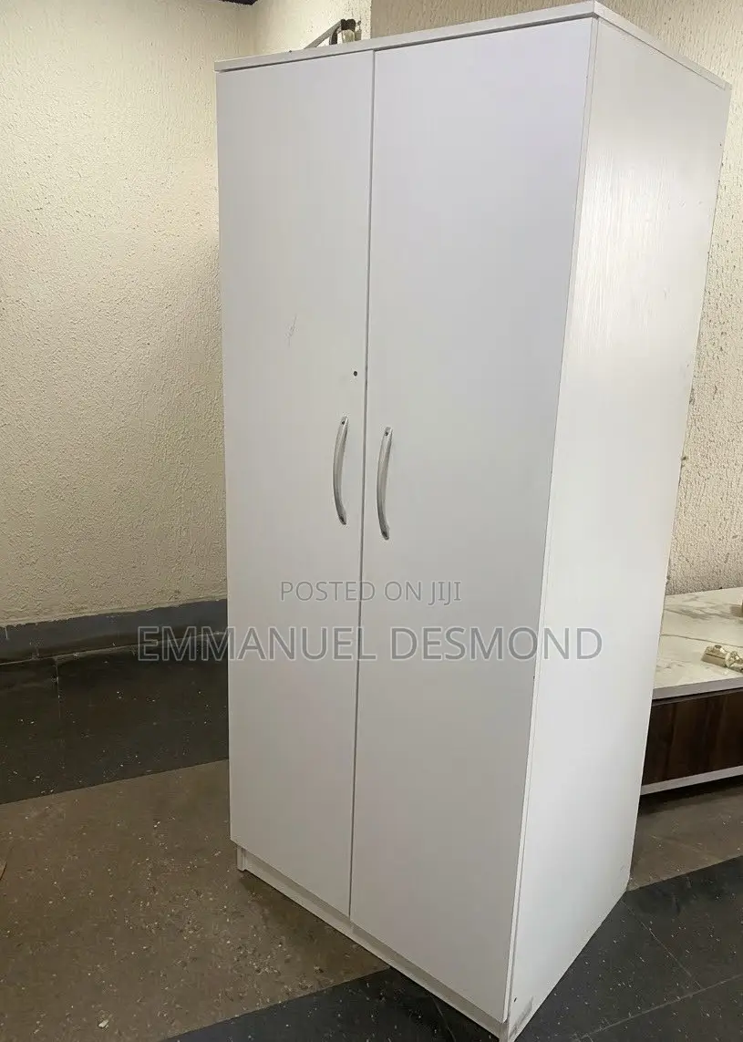 HDF Neat Wardrobe