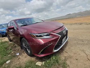 Lexus ES 2013 Red