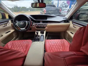 Lexus ES 2013 Red