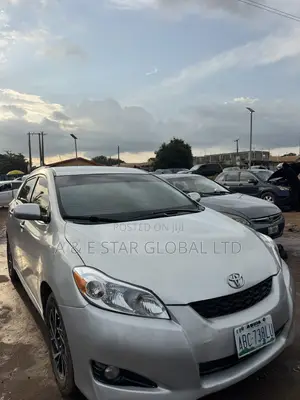 Toyota Matrix 2010 Silver