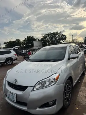 Toyota Matrix 2010 Silver