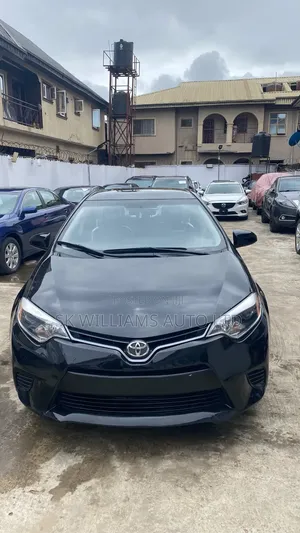 Toyota Corolla LE 4dr Sedan (1.8L 4cyl CVT) 2015 Black