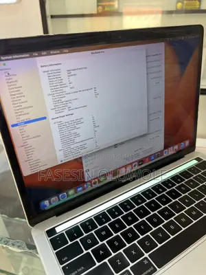 Laptop Apple MacBook Pro 2017 16GB Intel Core i7 SSD 512GB