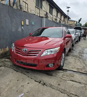 Toyota Camry LE 4dr Sedan (2.5L 4cyl 6AM) 2010 Red