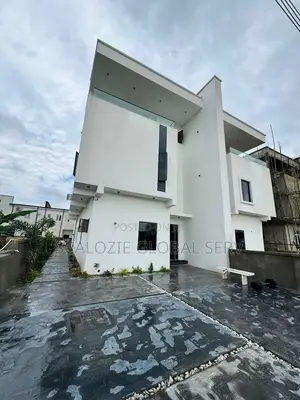 4bdrm Duplex in Gold Town Estate, for sale