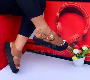 Stylish Women's Thick-Sole Flatform Strappy Sandals
