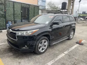 Toyota Highlander 2016 Black