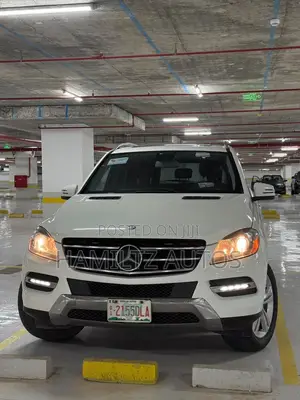 Mercedes-Benz M Class ML350 4dr SUV (3.5L 6cyl 7A) 2015 White