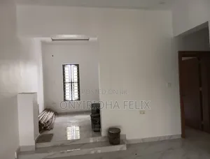 2bdrm Block of Flats in Gwarinpa 6Th Avenue, Bunkoro for rent