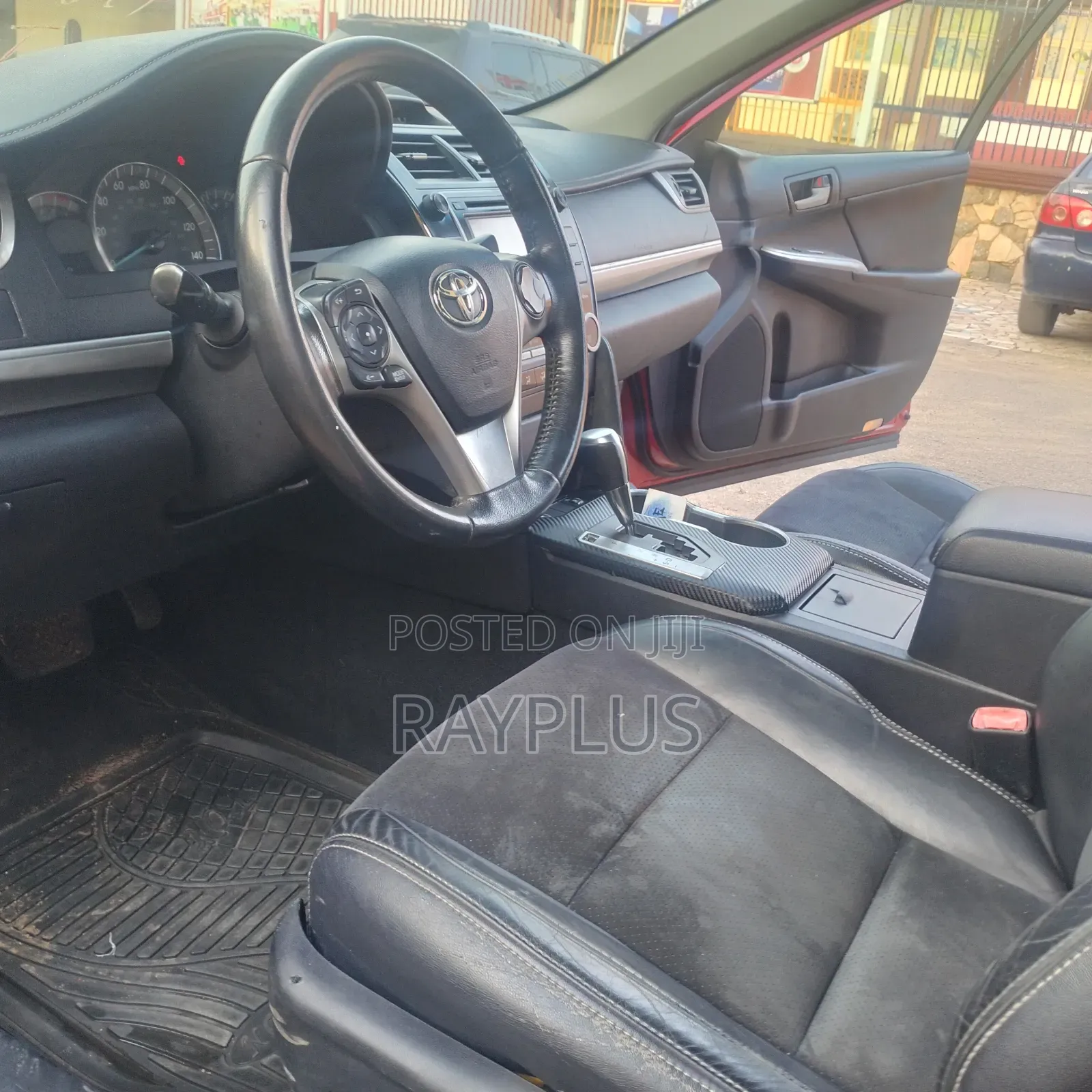 Toyota Camry 2012 Red