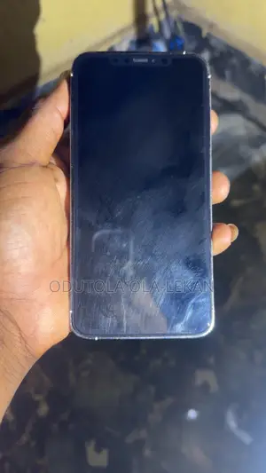 Apple iPhone XS Max 64 GB Gold