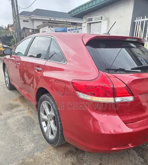Toyota Venza 2010 Red