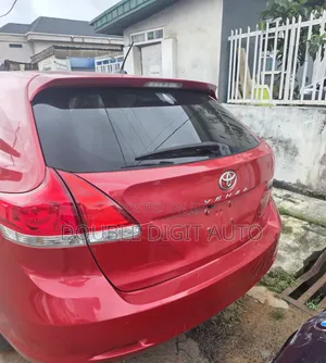 Toyota Venza 2010 Red