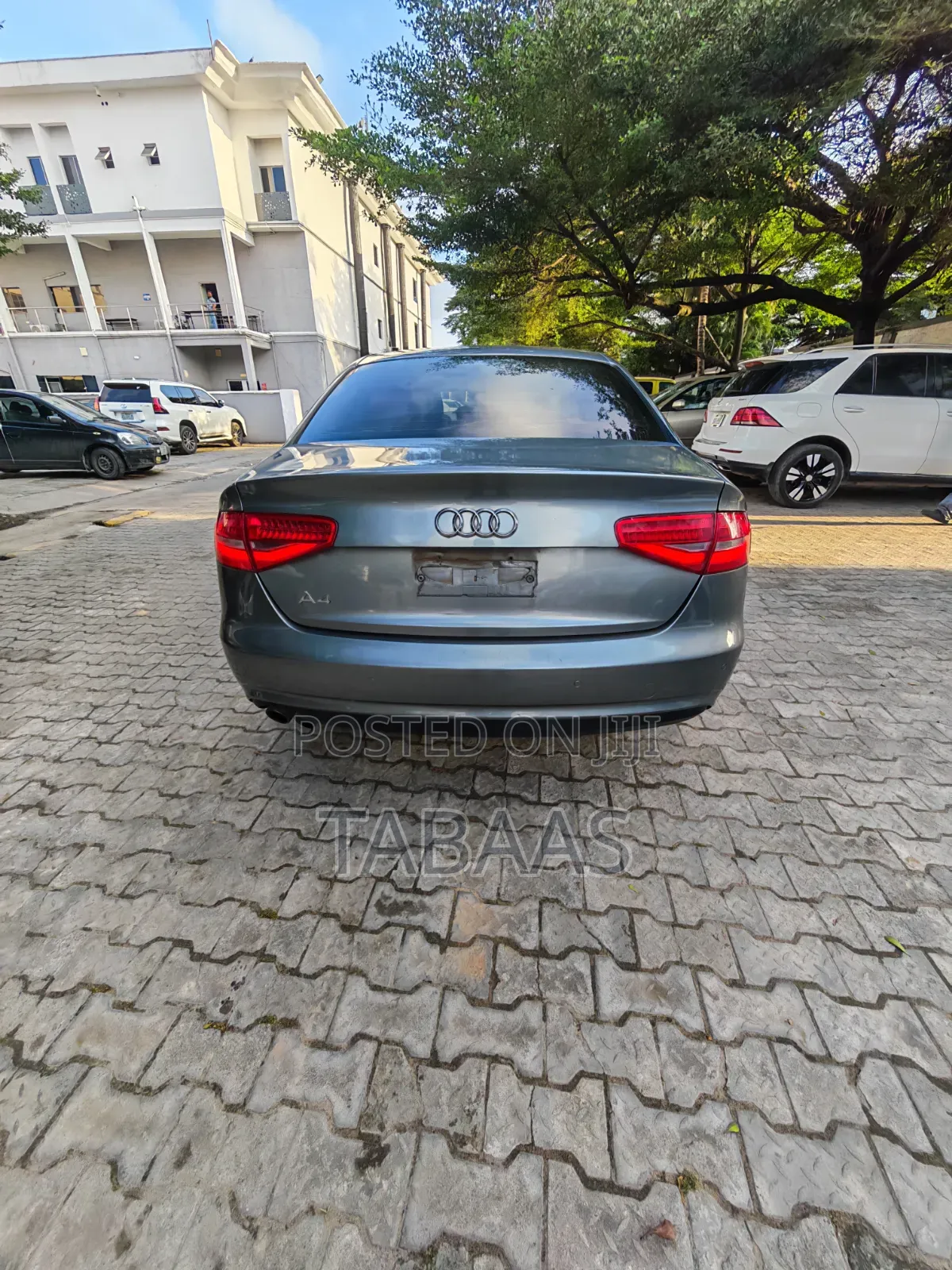 Audi A4 2.0T Tiptronic 2013 Gray