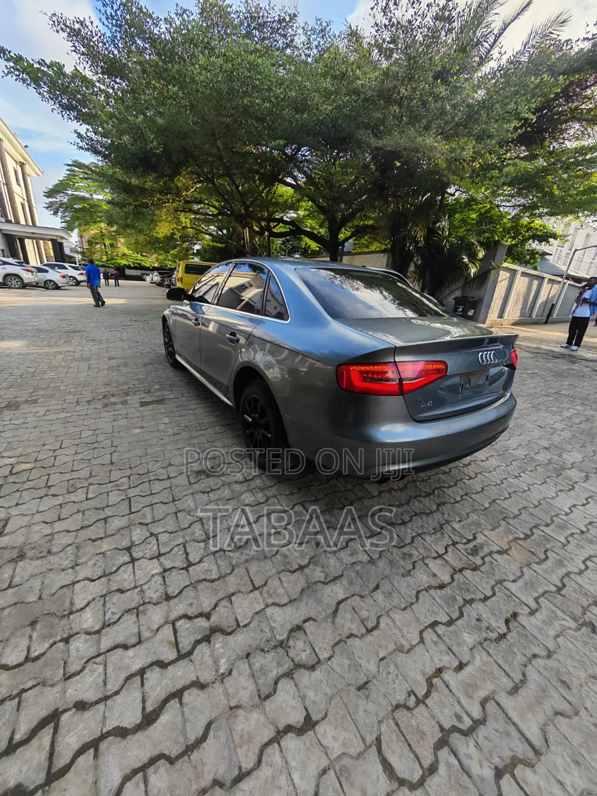 Audi A4 2.0T Tiptronic 2013 Gray