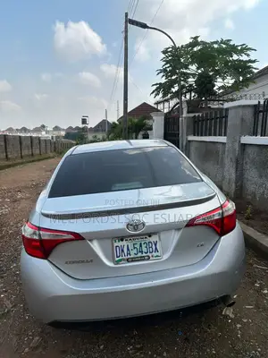 Toyota Corolla 2015 Silver