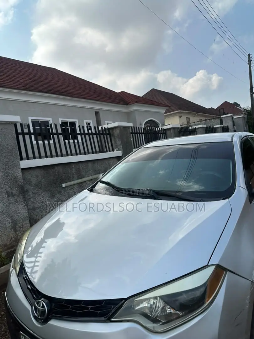 Toyota Corolla 2015 Silver