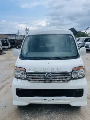 Daihatsu Hijet 2018 White