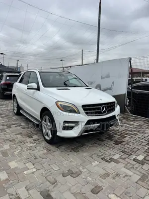 Mercedes-Benz M Class ML 550 4Matic 2013 White