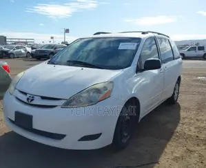 Toyota Sienna 2009 White