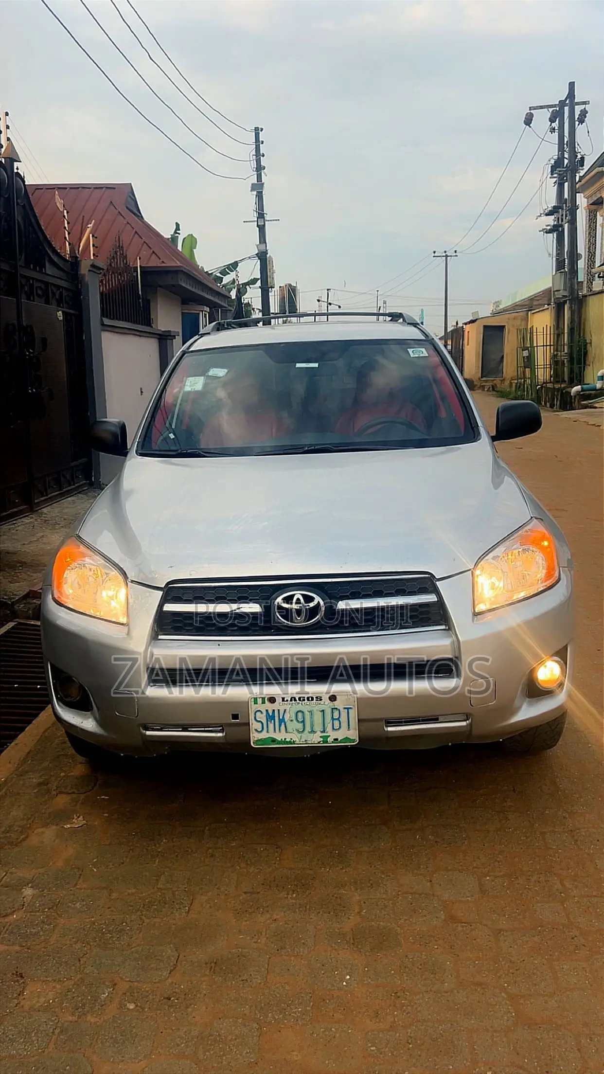 Toyota RAV4 2011 Silver