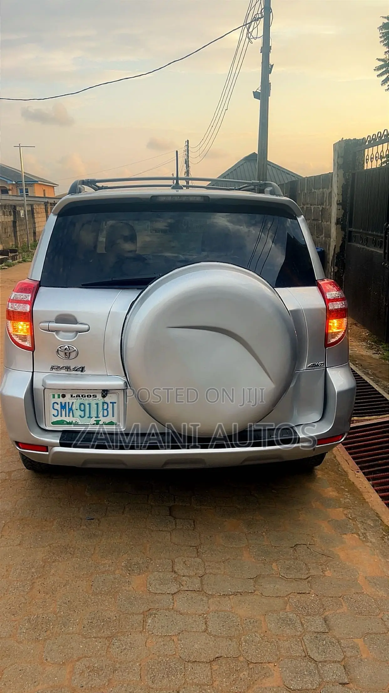 Toyota RAV4 2011 Silver