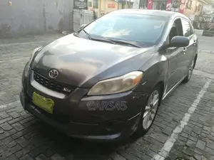 Toyota Matrix 2010 Gray