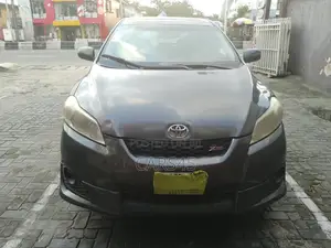 Toyota Matrix 2010 Gray