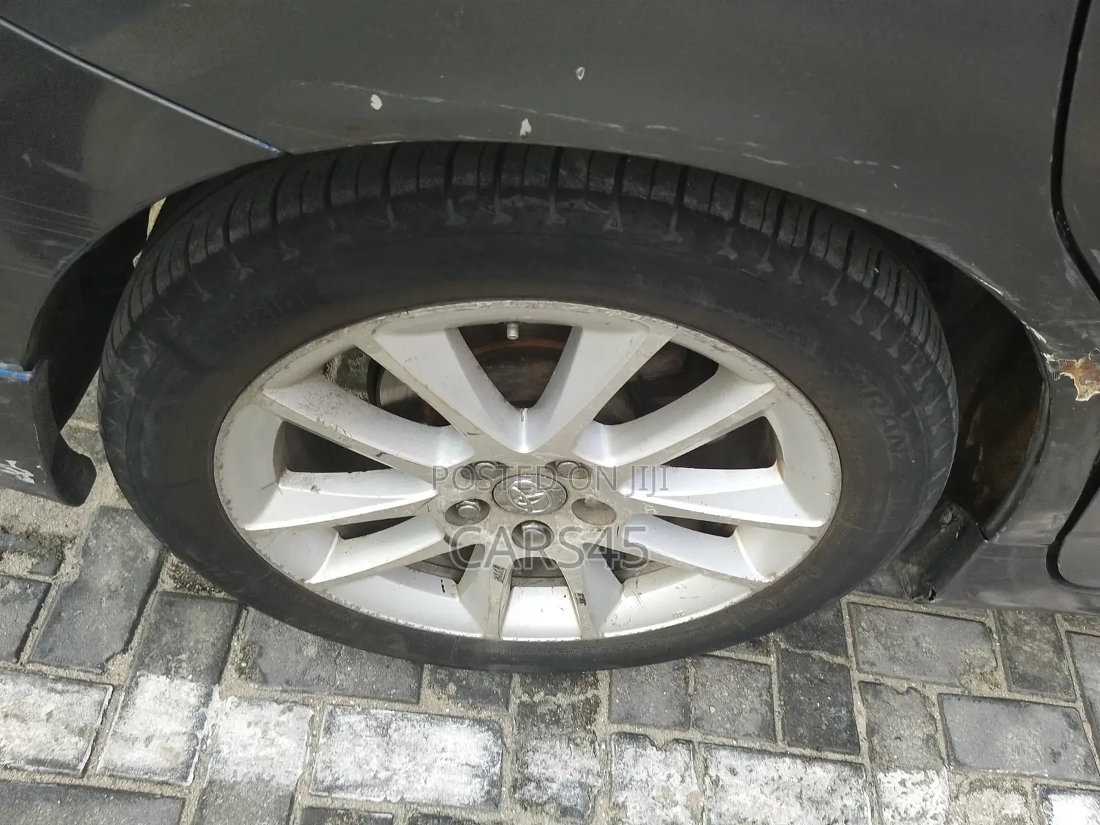 Toyota Matrix 2010 Gray