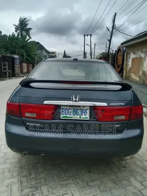 Honda Accord 2005 Gray