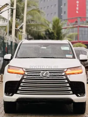 Lexus LX 600 2023 White