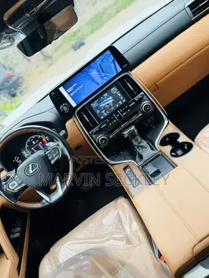 Lexus LX 600 2023 White