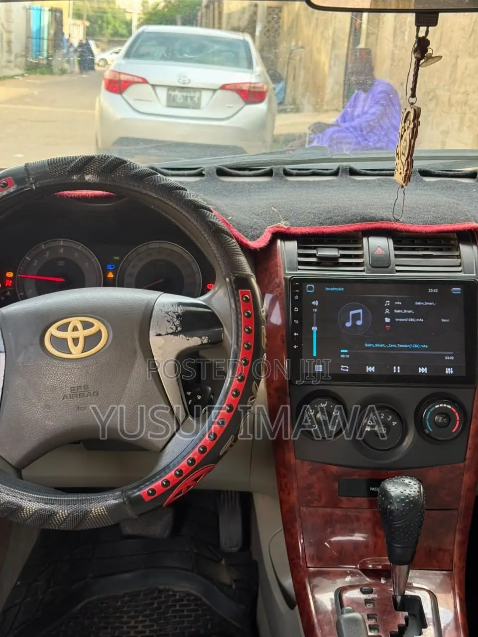 Toyota Corolla 2010 White