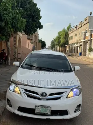 Toyota Corolla 2010 White