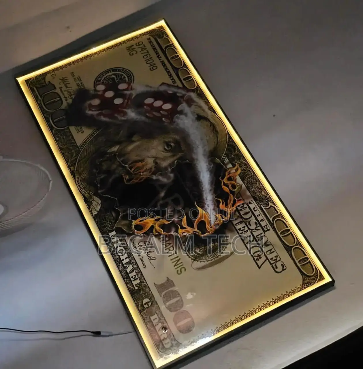 Art Wall Led Frame Mounted Light.