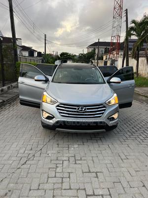 Hyundai Santa Fe Limited 4dr SUV AWD (3.3L 6cyl 6A) 2015 Silver