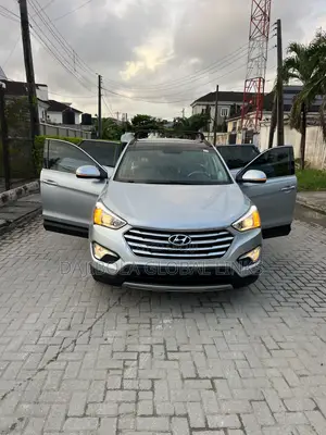 Hyundai Santa Fe Limited 4dr SUV AWD (3.3L 6cyl 6A) 2015 Silver